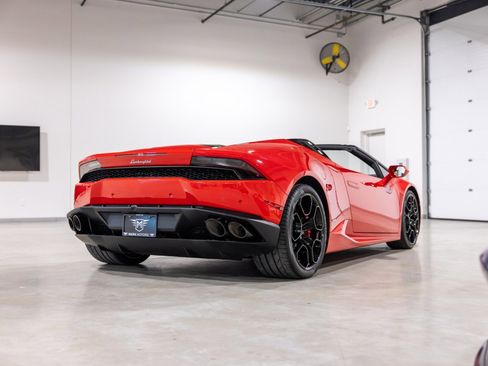 Used 2017 Lamborghini Huracan LP 610-4 image 4
