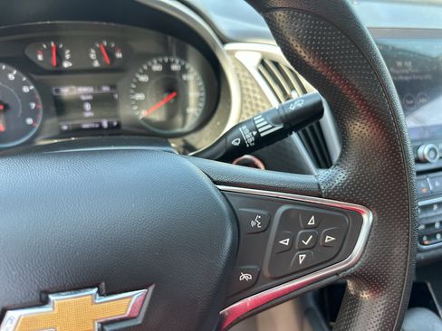 Used 2024 Chevrolet Malibu LT FWD image 24