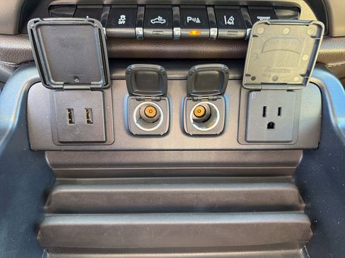 Used 2018 GMC Sierra 3500 Denali w/ Duramax Plus Package image 45