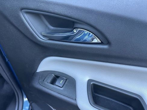 Used 2024 Chevrolet Equinox LS w/ LS Convenience Package FWD image 48