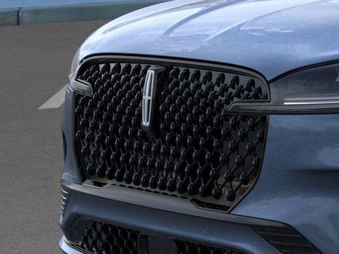 New 2026 Lincoln Aviator Black Label w/ Jet Appearance Package image 17