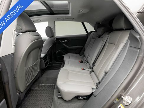 Used 2023 Audi Q8 Premium Plus w/ Premium Plus Package AWD/4WD image 14