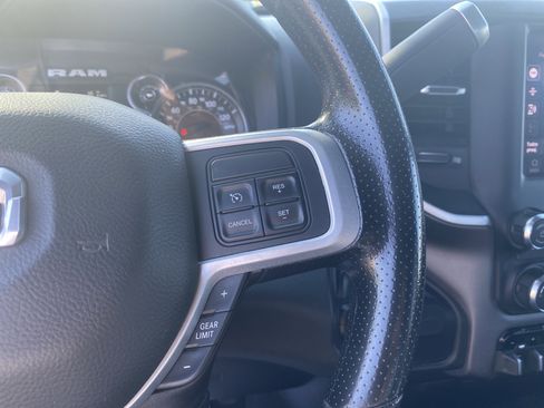 Used 2022 RAM 2500 Big Horn AWD/4WD image 12