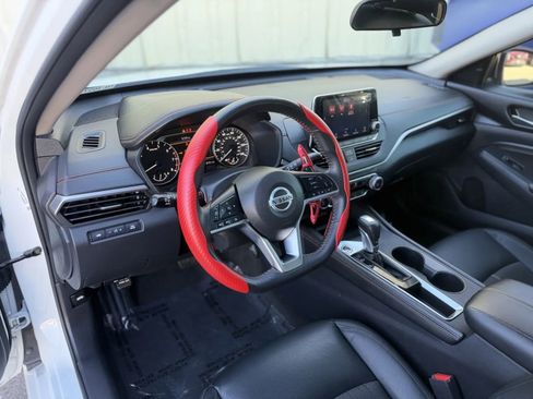 Used 2022 Nissan Altima 2.5 SR w/ Midnight Edition Package FWD image 21