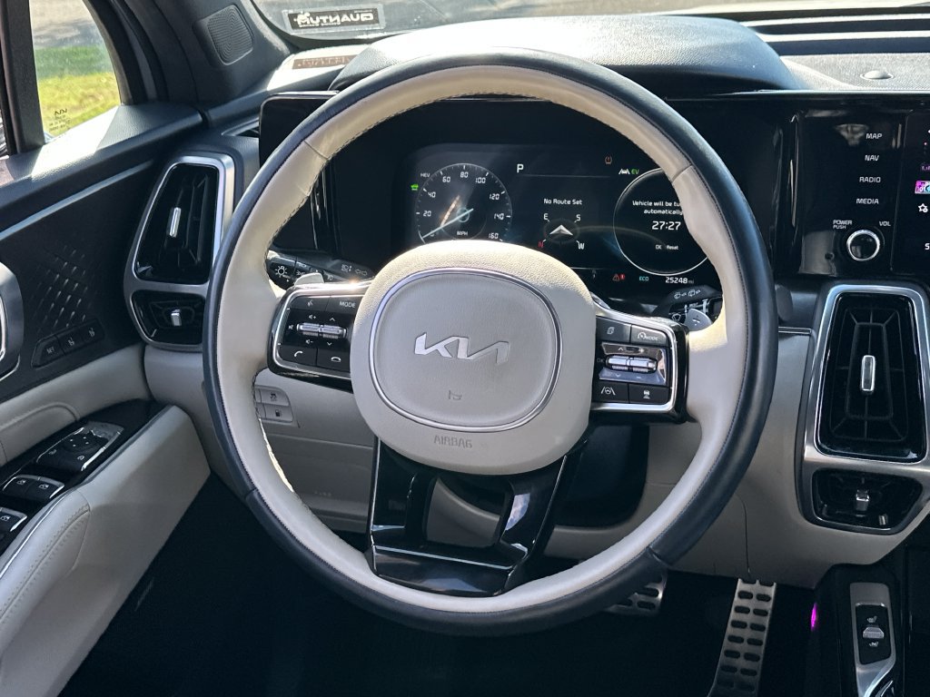 Used 2023 Kia Sorento SX Prestige AWD/4WD image 18