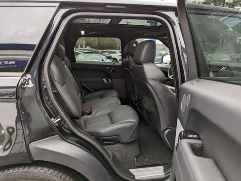 Used 2017 Land Rover Range Rover Sport Supercharged image 32