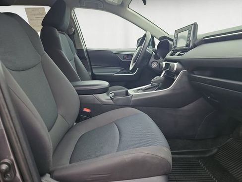 Used 2020 Toyota RAV4 LE w/ All Weather Liner Package image 15