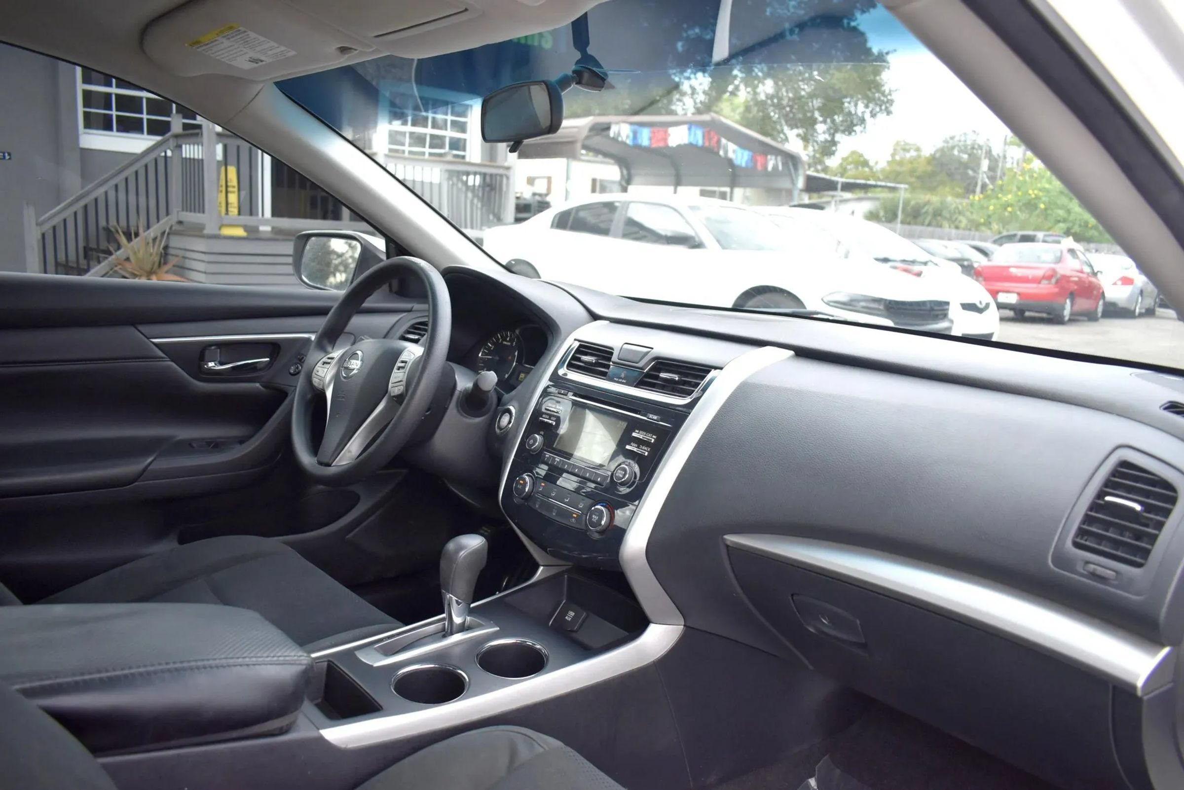 Used 2015 Nissan Altima 2.5 S w/ Power Driver Seat Package FWD image 14