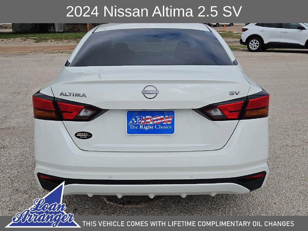 Used 2024 Nissan Altima 2.5 SV FWD image 11