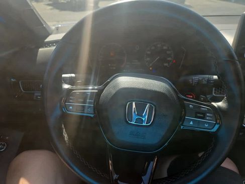 Used 2023 Honda Civic Sport image 15