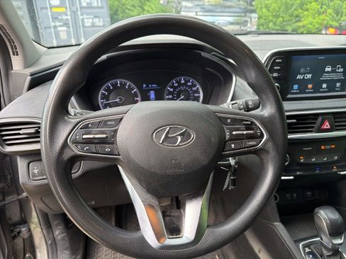 Used 2019 Hyundai Santa Fe SE AWD/4WD image 17