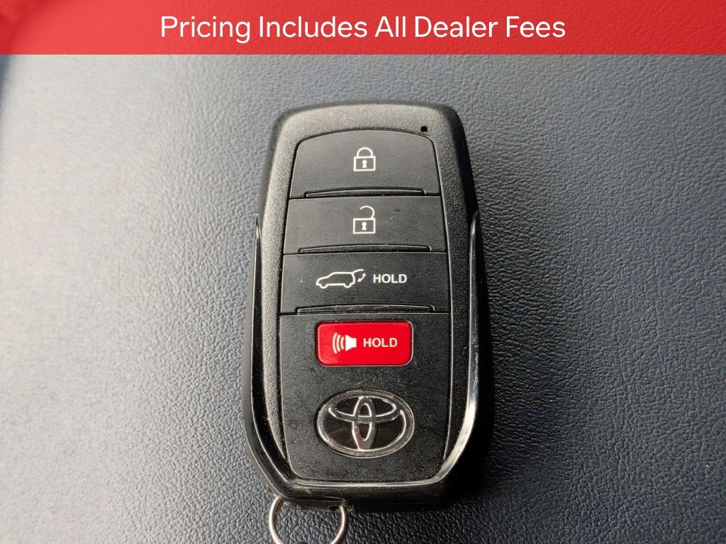Certified 2026 Toyota 4Runner Platinum AWD/4WD image 32