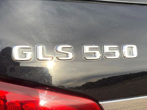 Used 2017 Mercedes-Benz GLS 550 4MATIC image 30