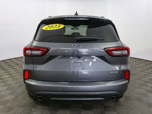 Used 2023 Ford Escape ST-Line w/ Tech Pack #1 AWD/4WD image 9