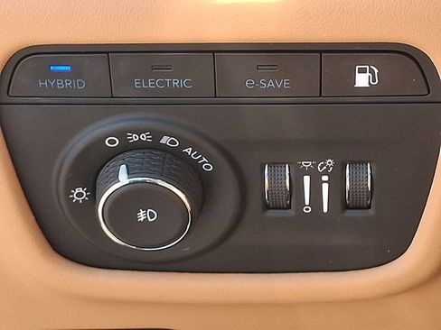 Used 2022 Jeep Grand Cherokee Summit image 23