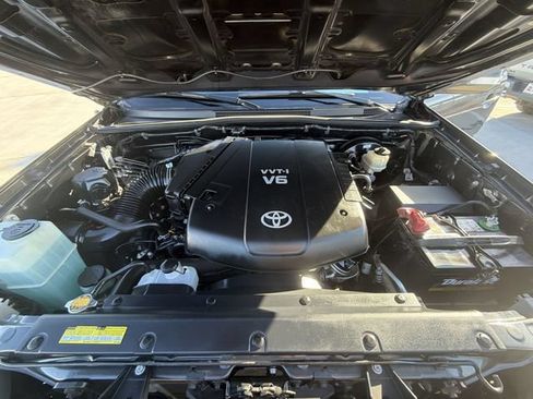 Used 2014 Toyota Tacoma PreRunner w/ TRD Sport Package RWD image 30