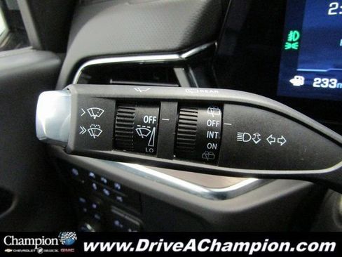 Certified 2025 Chevrolet Tahoe Premier image 30