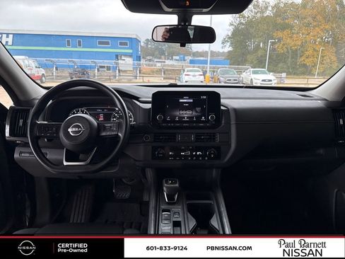 Certified 2023 Nissan Pathfinder S image 34