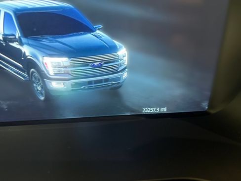 Used 2024 Ford F150 Lariat w/ Bed Utility Package AWD/4WD image 12