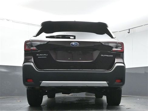 Used 2024 Subaru Outback Limited image 38