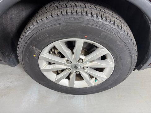 Used 2021 Dodge Durango SXT image 11