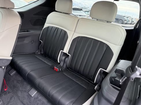 Used 2024 Kia EV9 GT-Line image 6