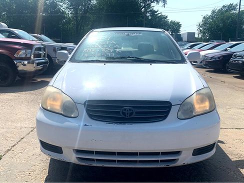 Used 2004 Toyota Corolla LE image 2
