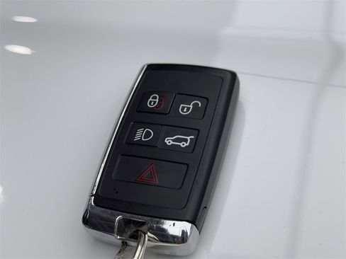 Used 2020 Land Rover Range Rover Long Wheelbase HSE image 62