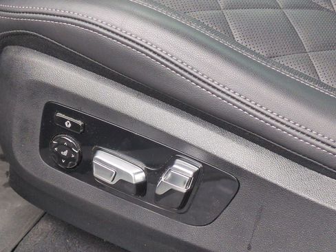 Used 2024 BMW X5 xDrive50e w/ M Sport Package AWD/4WD image 17