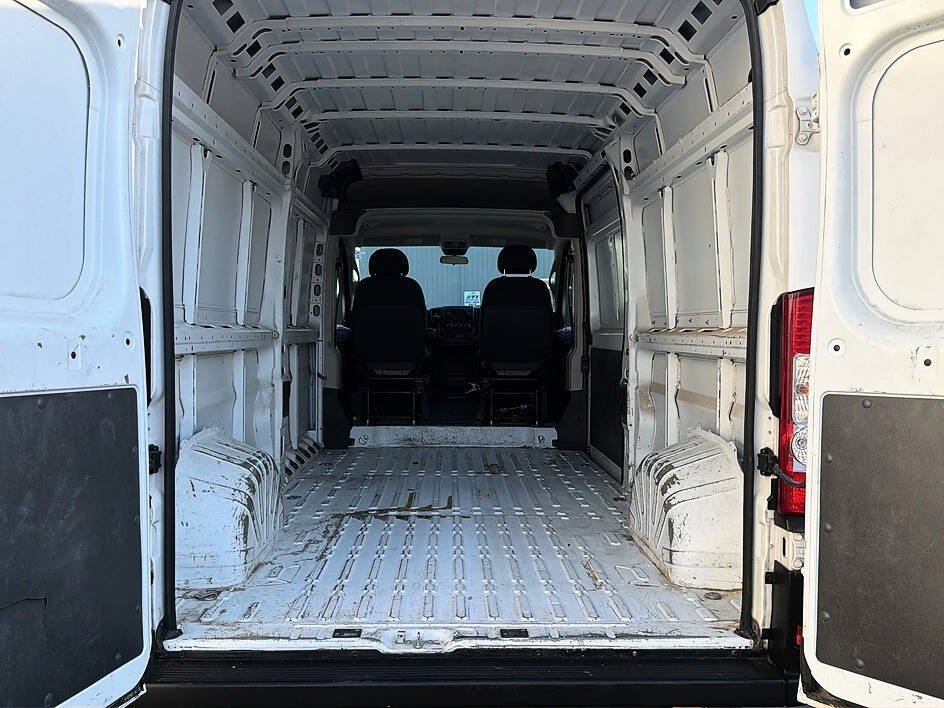 Used 2021 RAM ProMaster 3500 FWD image 9