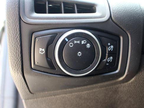 Used 2016 Ford Focus S FWD image 17