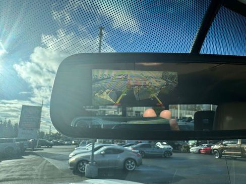 Used 2011 Ford F350 Lariat w/ Lariat Interior Pkg image 16