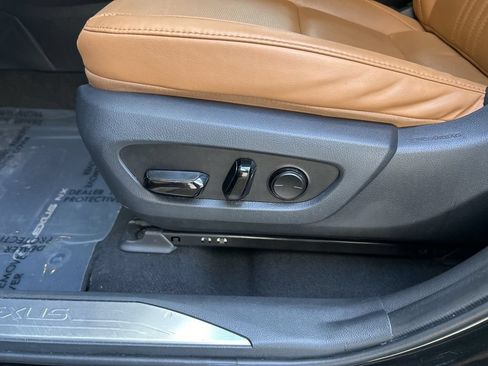 Used 2023 Lexus NX 250 FWD w/ Towing Package (2000 Lbs) image 42
