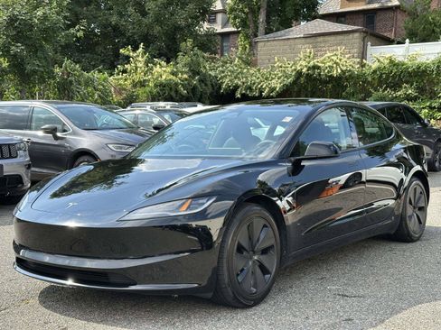 Used 2024 Tesla Model 3 Standard Range RWD image 7