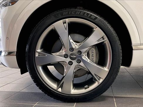 Used 2023 Genesis GV80 2.5T w/ Prestige Package AWD/4WD image 7
