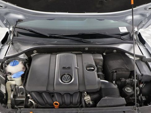 Used 2013 Volkswagen Passat 2.5 SEL Premium FWD image 15