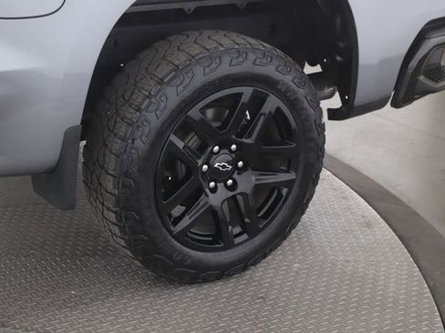 Used 2021 Chevrolet Silverado 1500 Custom Trail Boss w/ Safety Confidence Package AWD/4WD image 14