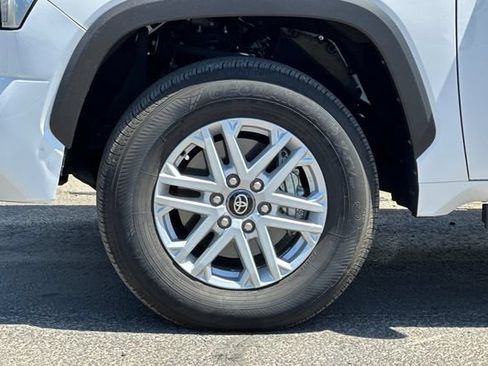 Used 2025 Toyota Tundra SR5 AWD/4WD image 23