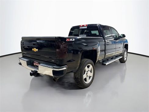Used 2015 Chevrolet Silverado 2500 LTZ w/ Z71 Package, Off-Road image 7