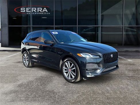 Used 2022 Jaguar F-PACE S image 7