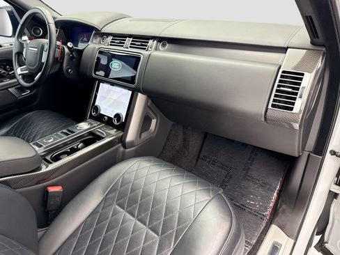 Used 2021 Land Rover Range Rover SV Autobiography Dynamic image 16