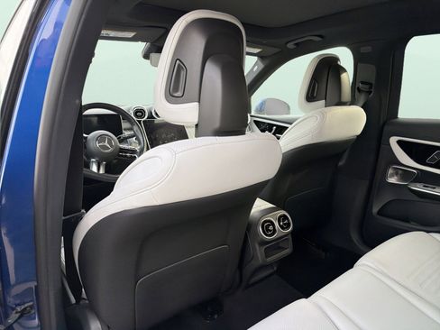 Used 2023 Mercedes-Benz GLC 300 w/ AMG Line image 16