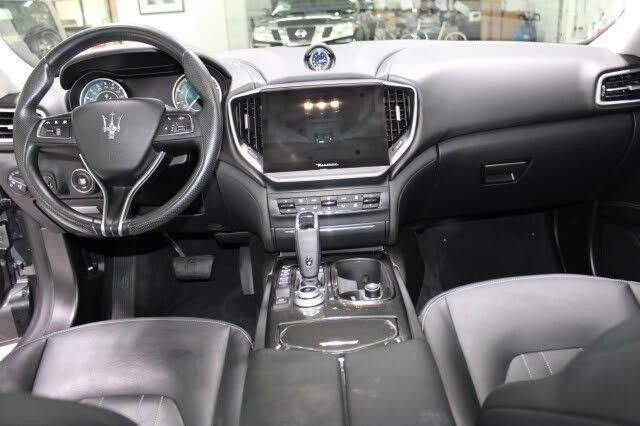 Used 2021 Maserati Ghibli S Q4 AWD/4WD image 7