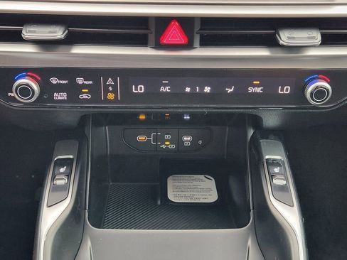 New 2026 Kia Sorento EX w/ EX Premium Package FWD image 14