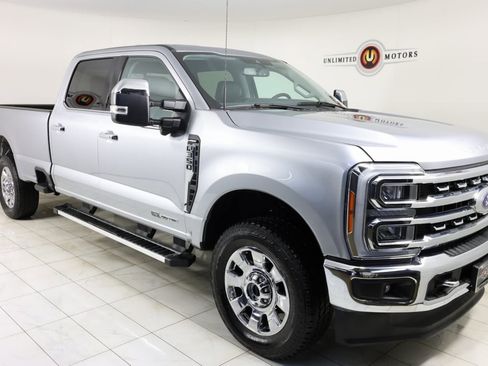 Used 2024 Ford F350 Lariat w/ Chrome Package image 5
