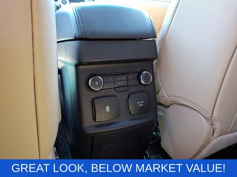 Used 2017 Ford Explorer Limited w/ Equipment Group 301A AWD/4WD image 18