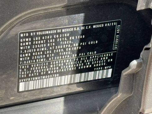 Used 2026 Volkswagen Tiguan SE FWD image 10
