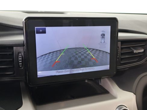 Used 2022 Ford Explorer 4WD image 6