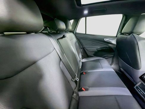 Used 2024 Volkswagen ID.4 S RWD image 26