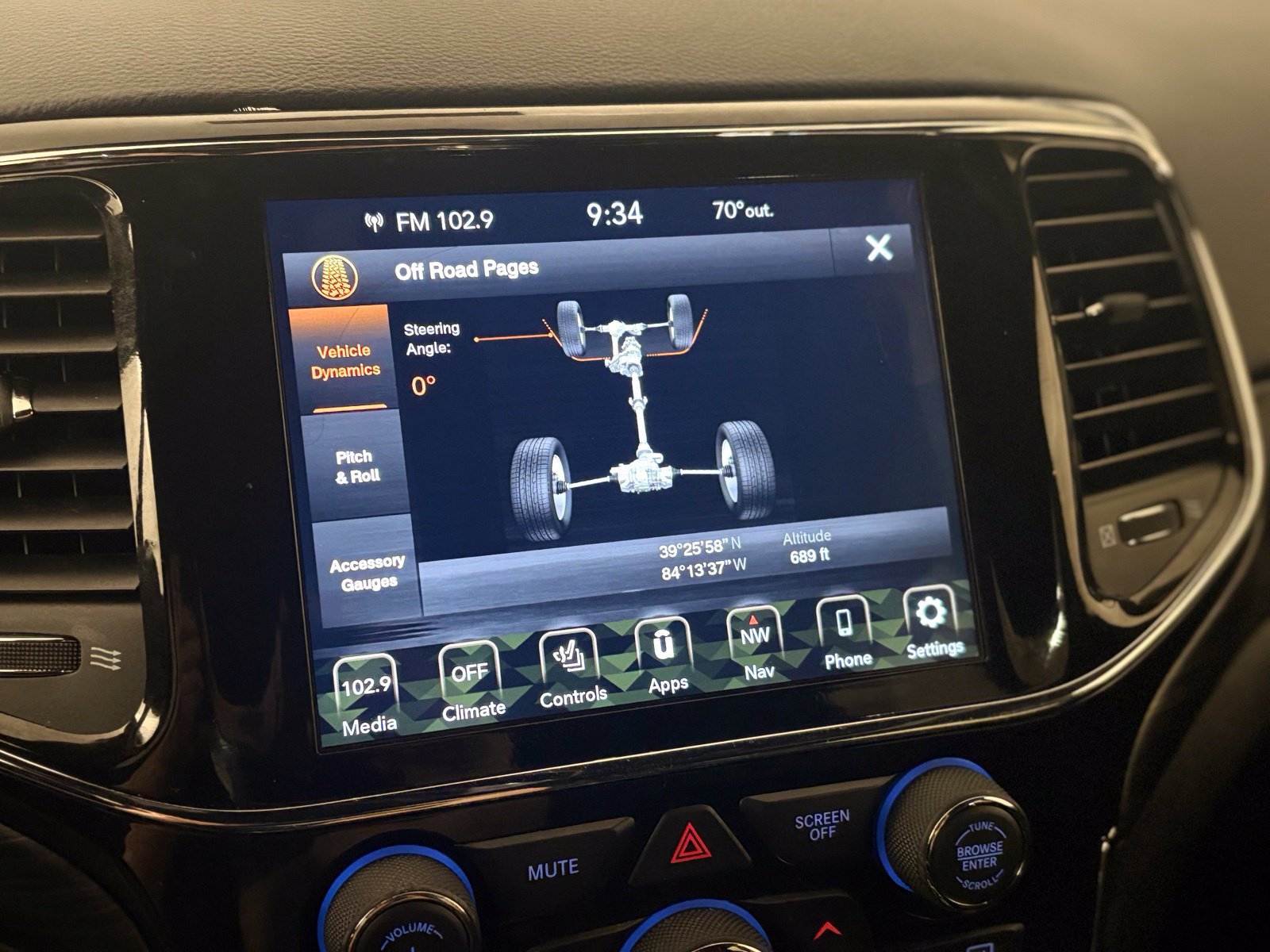 Used 2021 Jeep Grand Cherokee Laredo X AWD/4WD image 15